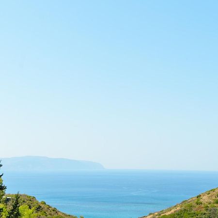 Διαμερίσματα Μαϊστράλι Ρατζακλί Δωμάτιο φωτογραφία
