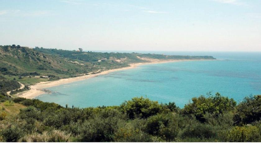 Διαμερίσματα Μαϊστράλι Ρατζακλί Εξωτερικό φωτογραφία