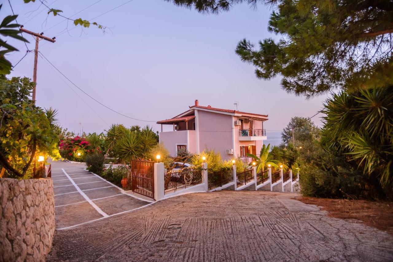 Διαμερίσματα Μαϊστράλι Ρατζακλί Εξωτερικό φωτογραφία